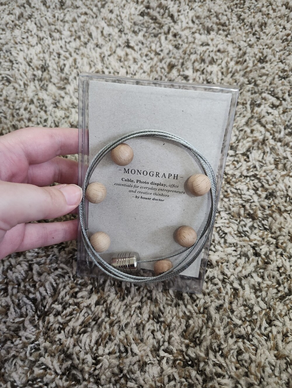 Cable Photo Display with Natural Wood Pegs - Silver Photo / Note Collage